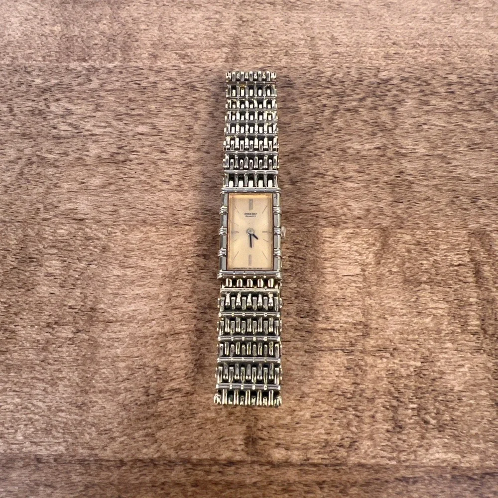 SLIM SEIKO VINTAGE QUARTZ WATCH WITH CHAIN BRACELET 2E20-5079 - READ DESCRIPTION